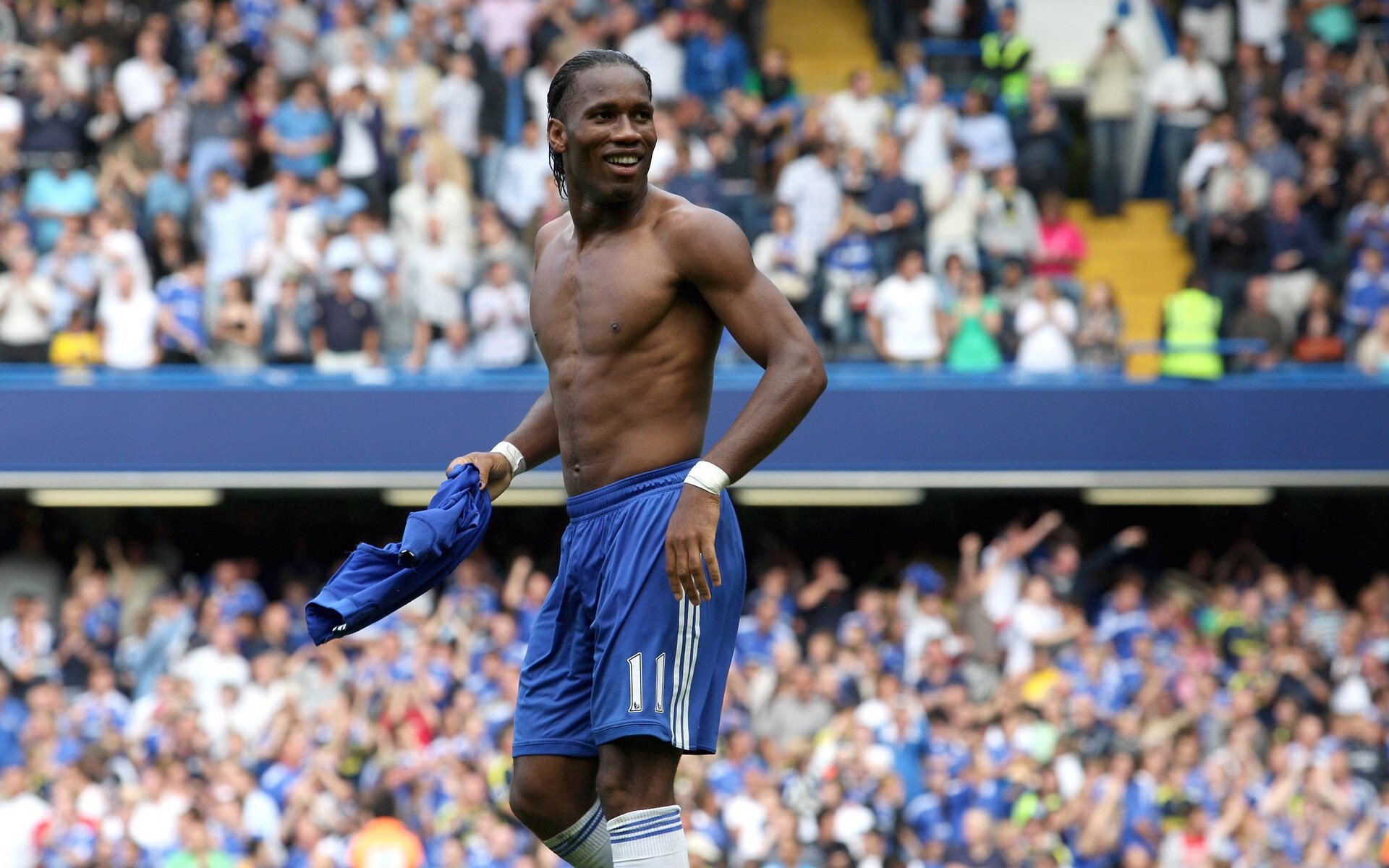 上来就有！爱德华兹三分开火引领攻势，戈贝尔强硬2+1显内线统治